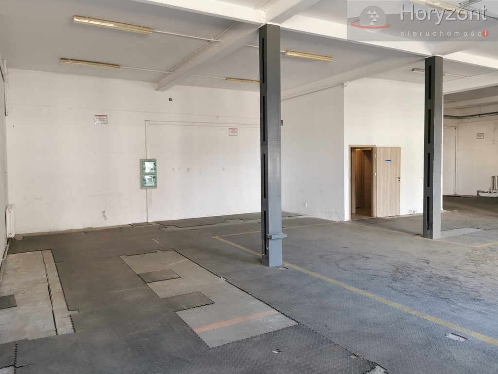 360m2 powierzchni biurowo-sklepowej/magazynowej (3)