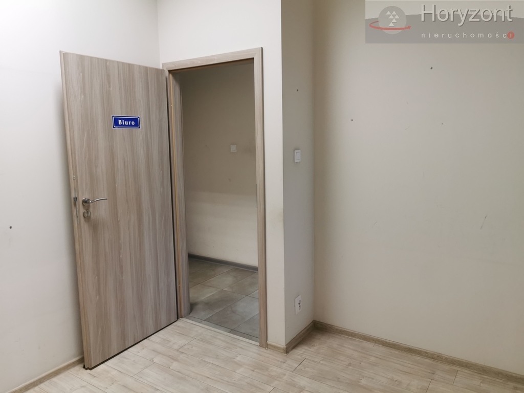 360m2 powierzchni biurowo-sklepowej/magazynowej (12)