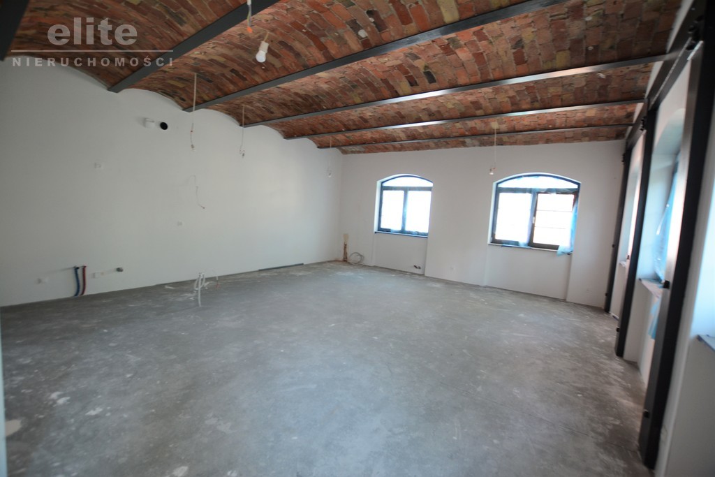 Centrum kamienica z apartamentami pod wynajem (9)