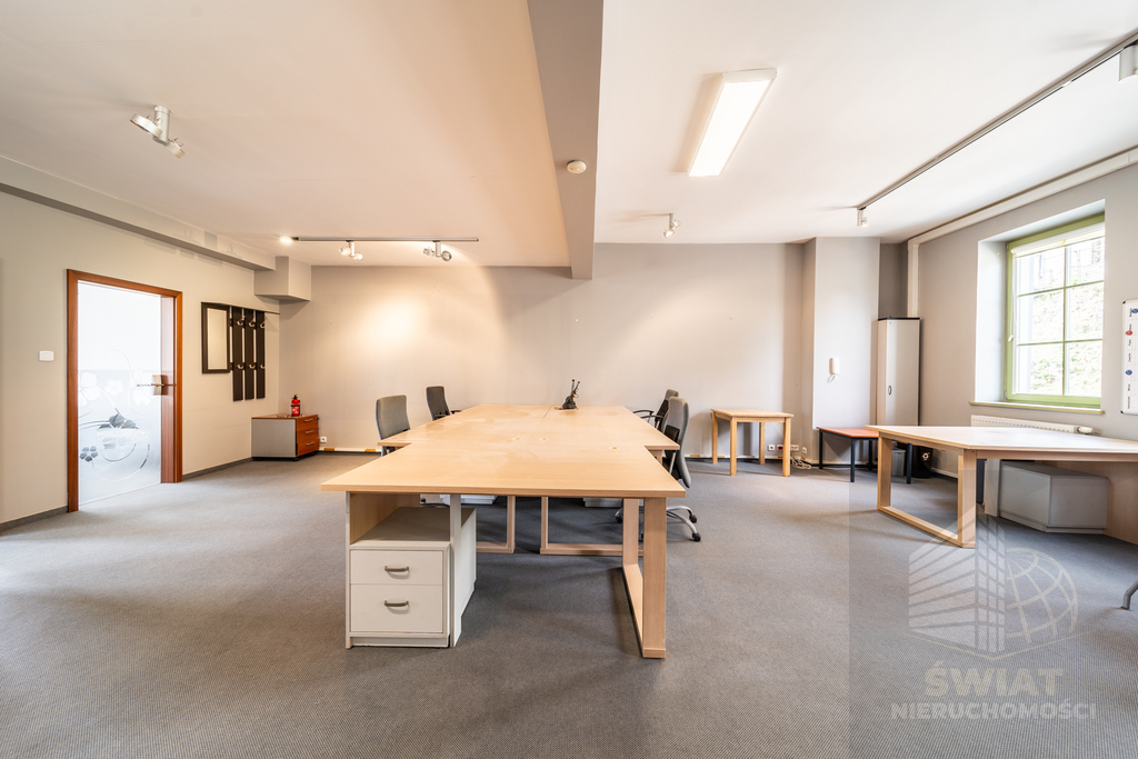 Lokal biurowy o pow. 90,2 m2 na Starym Mieście (10)