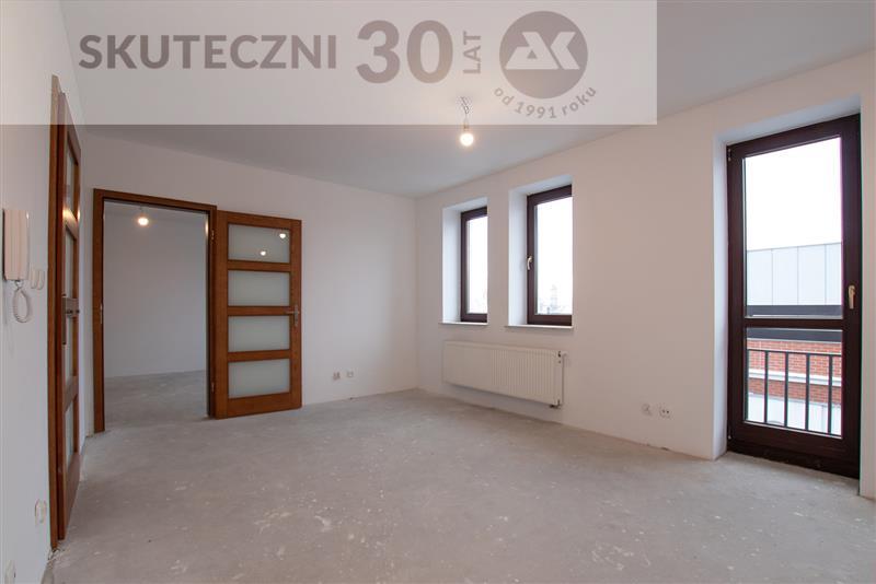 Mieszkanie, 3 pok., 58 m2, Białogard  (1)