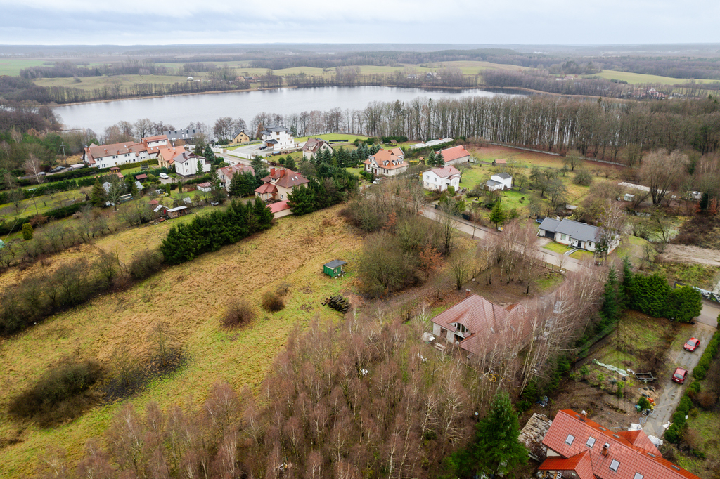 Dom wolnostojący na sprzedaż (7)