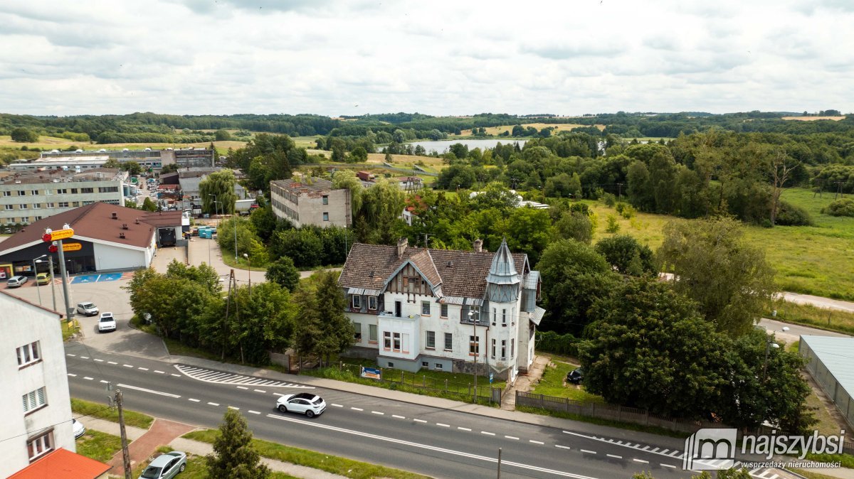 Recz - przestronne mieszkanie w centrum (11)