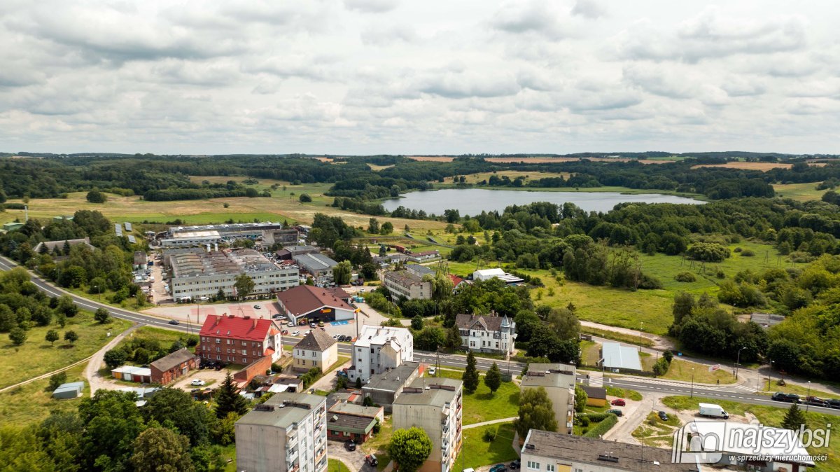 Recz - przestronne mieszkanie w centrum (13)