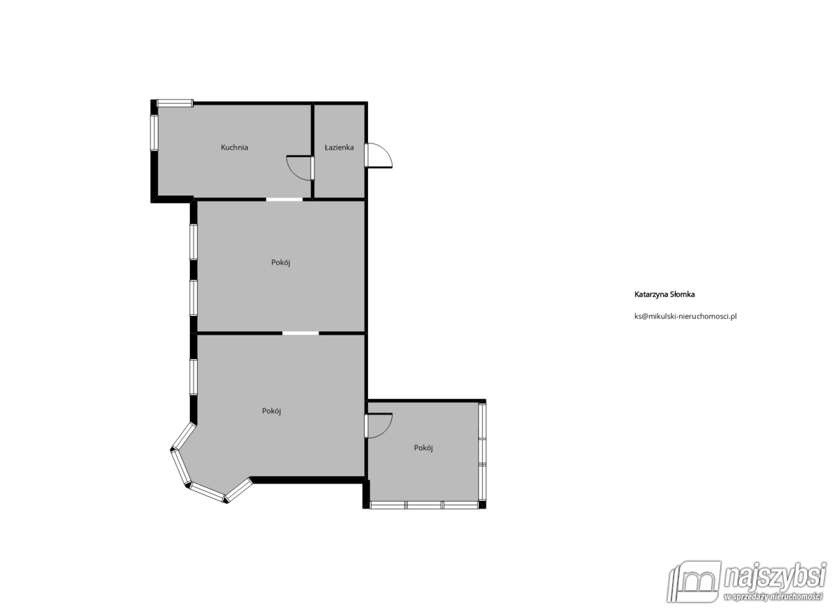 Recz - przestronne mieszkanie w centrum (16)