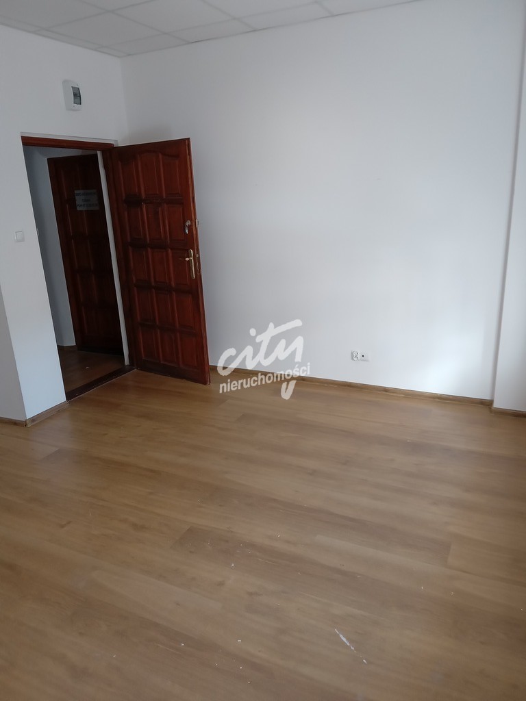 Biuro do wynajęcia 17 m2 Pomorzany (2)