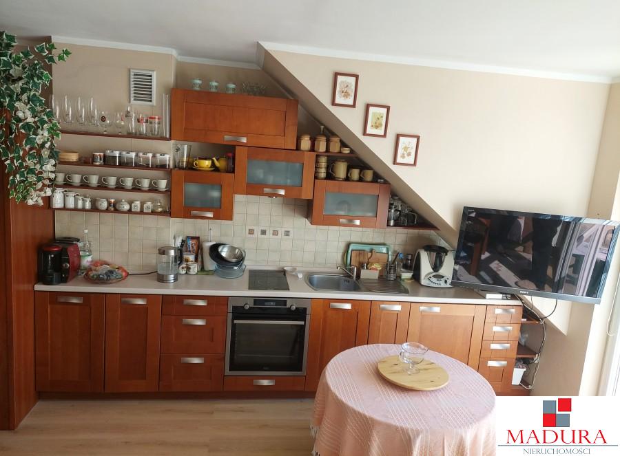 Dwupoziomowy apartament 300m od plaży (3)