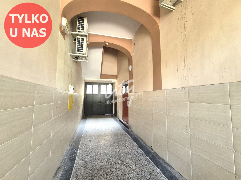 Kamienica - oficyna, 2 pok, 38 m2 (13)
