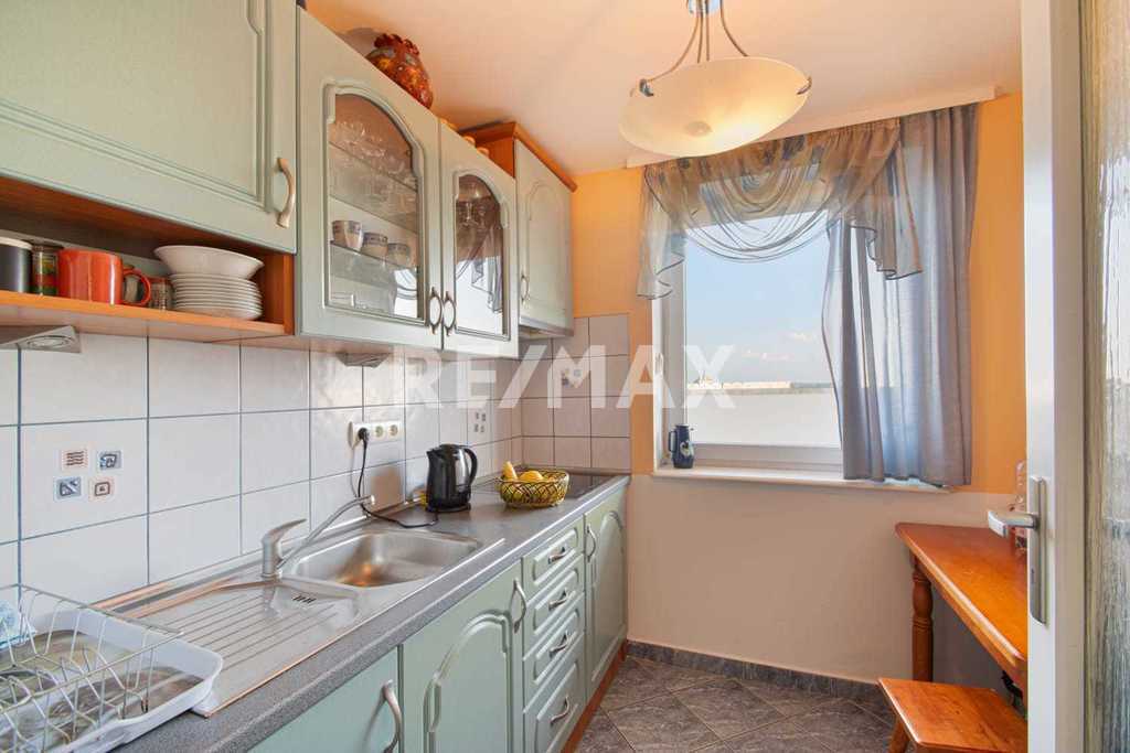 Apartament z widokiem na morze i port jachtowy (15)