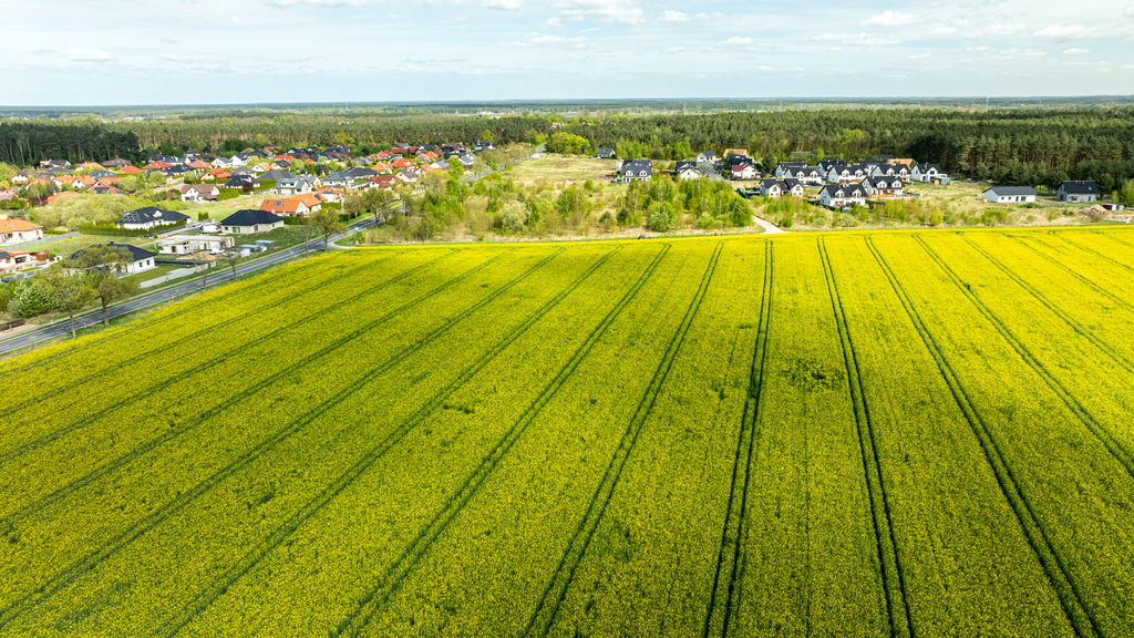 Uzbrojona działka budowlana - 960 m2 w Kobylance (3)