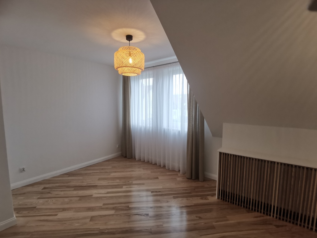 Komfortowy apartament z balkonem, antresolą +garaż (7)