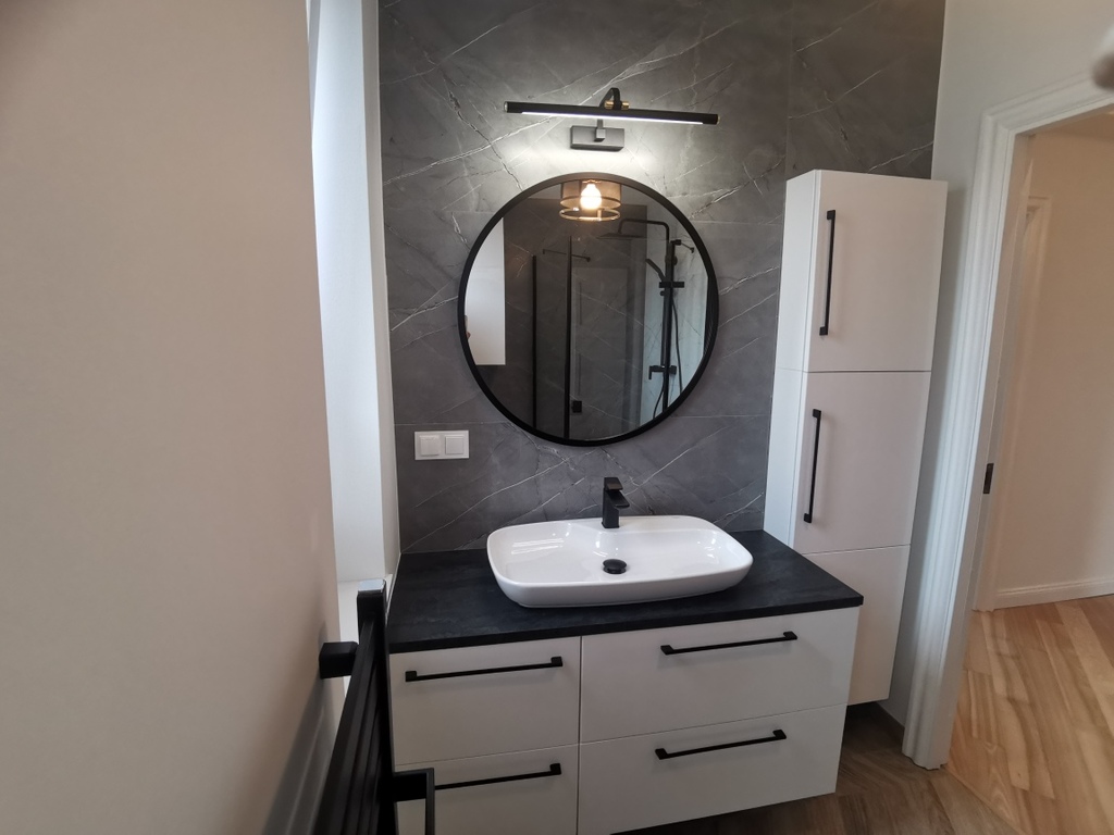 Komfortowy apartament z balkonem, antresolą +garaż (13)