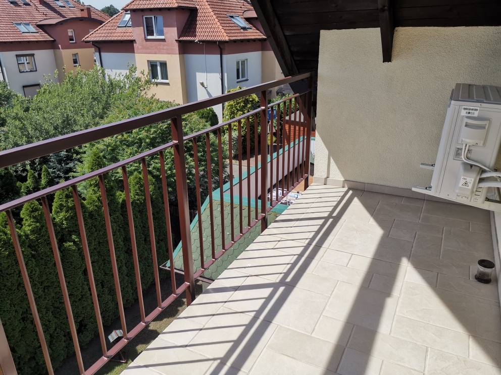 Komfortowy apartament z balkonem, antresolą +garaż (3)