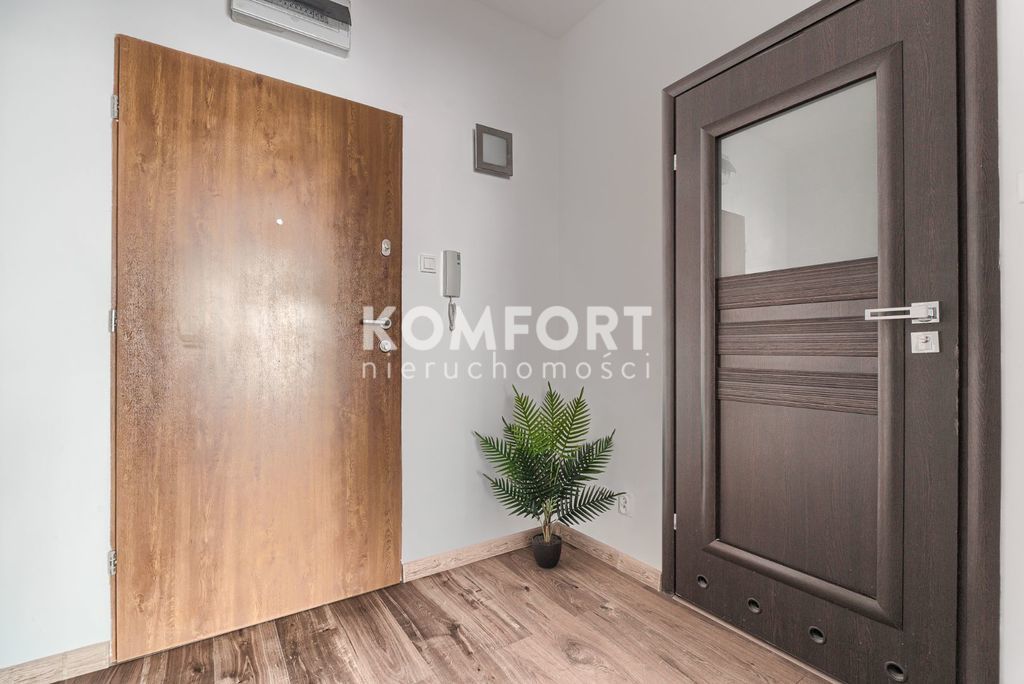 Apartament 2 pokojowy z ogrodem komórką i garażem (4)