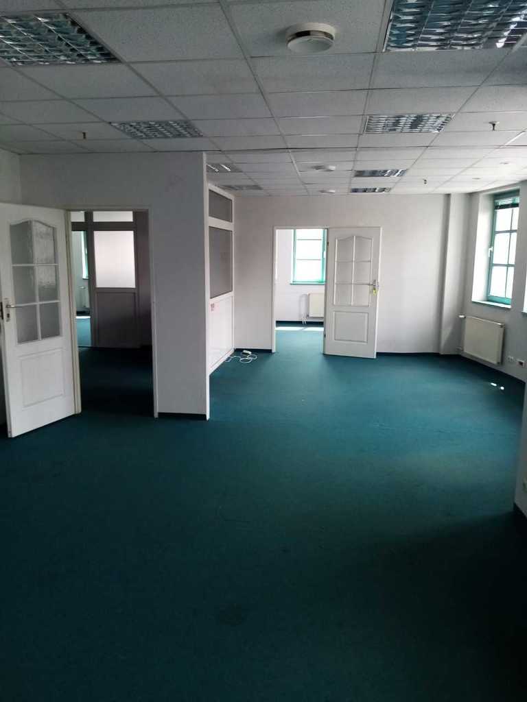Lokal biurowy na Podzamczu 2  piętro (4)