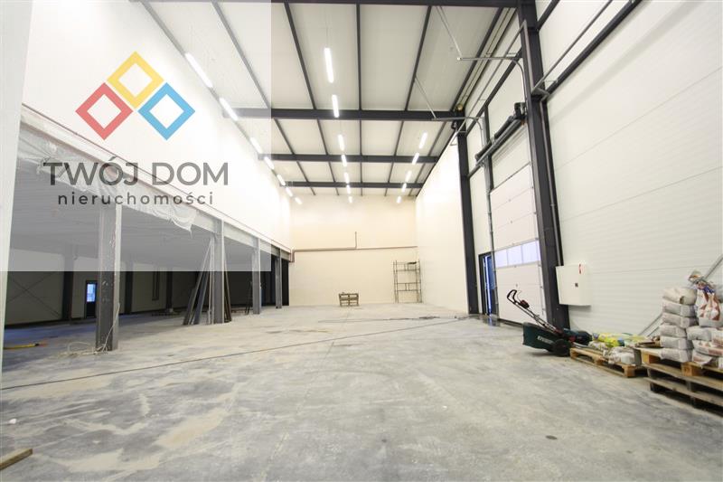 Budynek magazynowy i handlowy, 1260 m2, Koszalin (7)