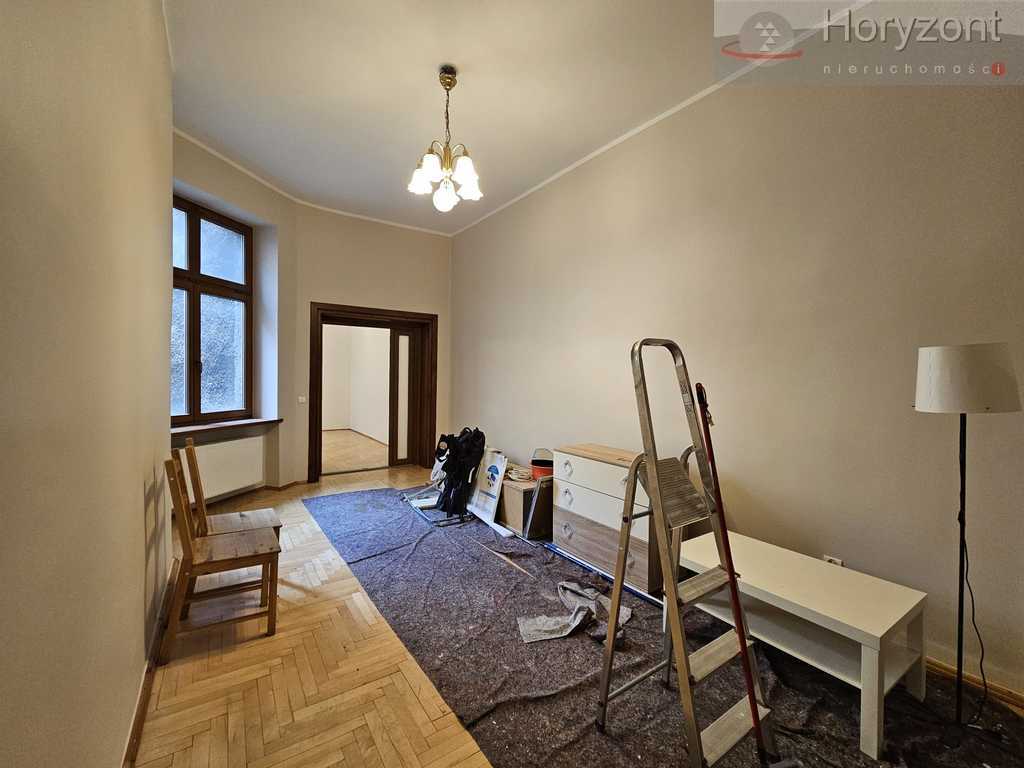 Mieszkanie/biuro 4pok. 1 piętro, balkon, Centrum (8)