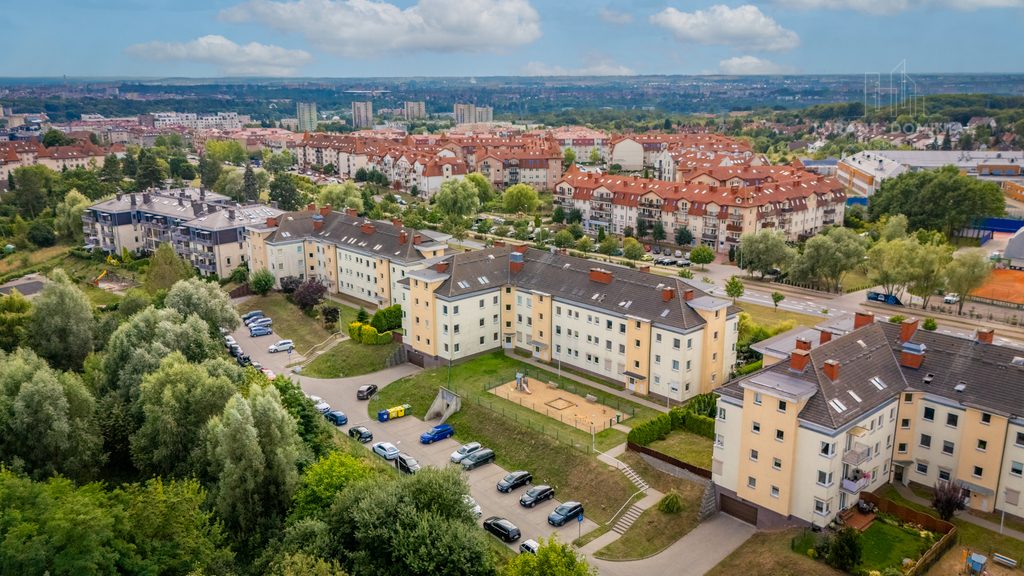 Mieszkanie - 4 sypialnie, 2 łazienki (26)