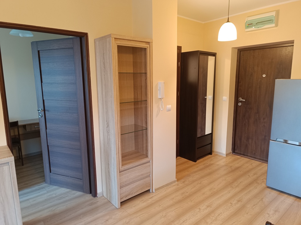 Apartament z ogródkiem, parking (7)