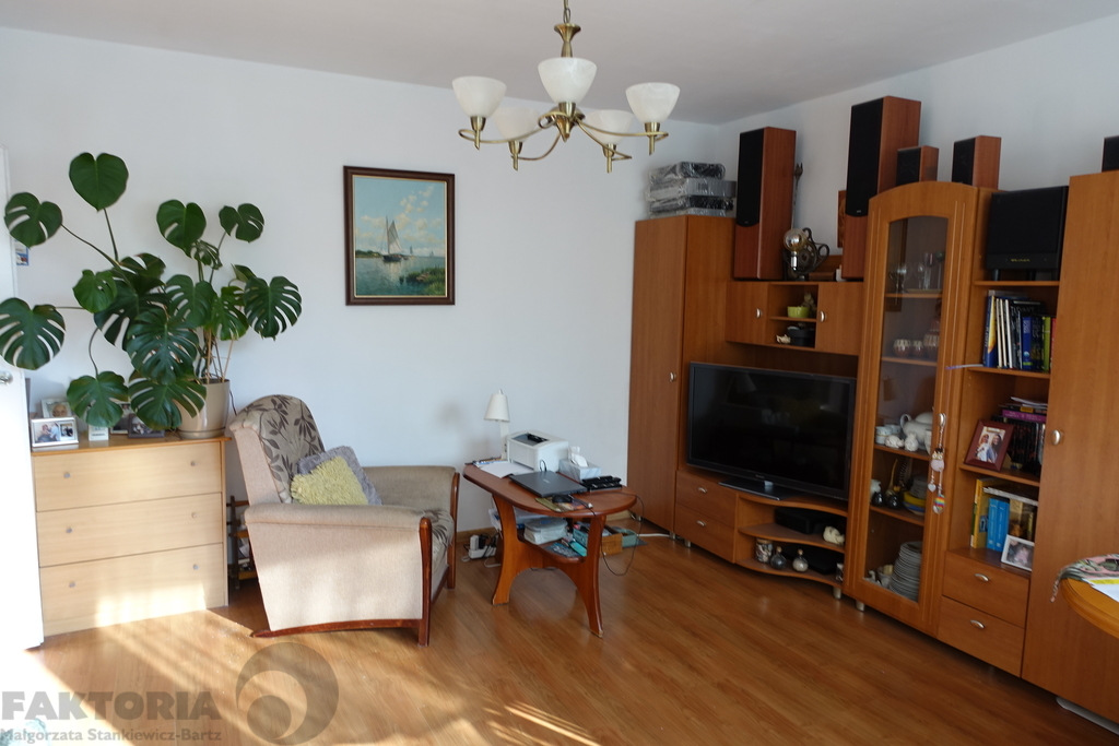 Os. Bukowe 2 pokoje 49 m2, I p. 469.000 zł (2)