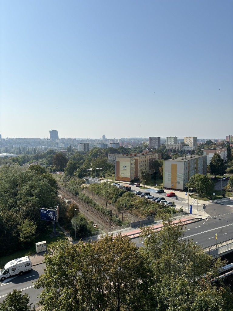 MIESZKANIE DWUPOKOJOWE NA SPRZEDAŻ DO REMONTU! (9)