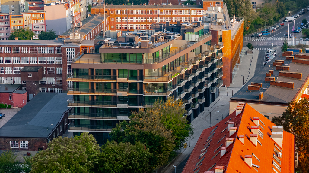 LUKSUSOWY PENTHOUSE z TARASEM i 3 GARAŻAMI (2)