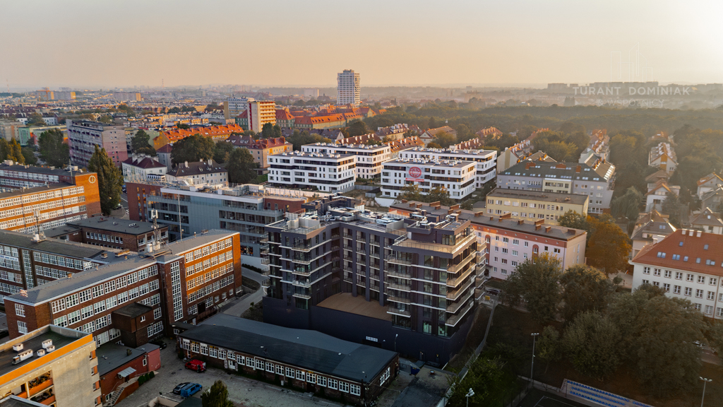 LUKSUSOWY PENTHOUSE z TARASEM i 3 GARAŻAMI (3)