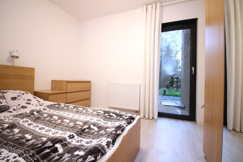 Wyjątkowy apartament z tarasem i ogrodem (12)