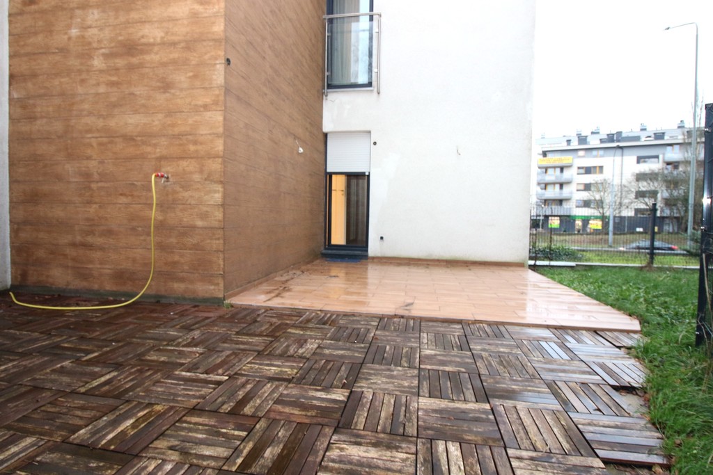 Wyjątkowy apartament z tarasem i ogrodem (17)