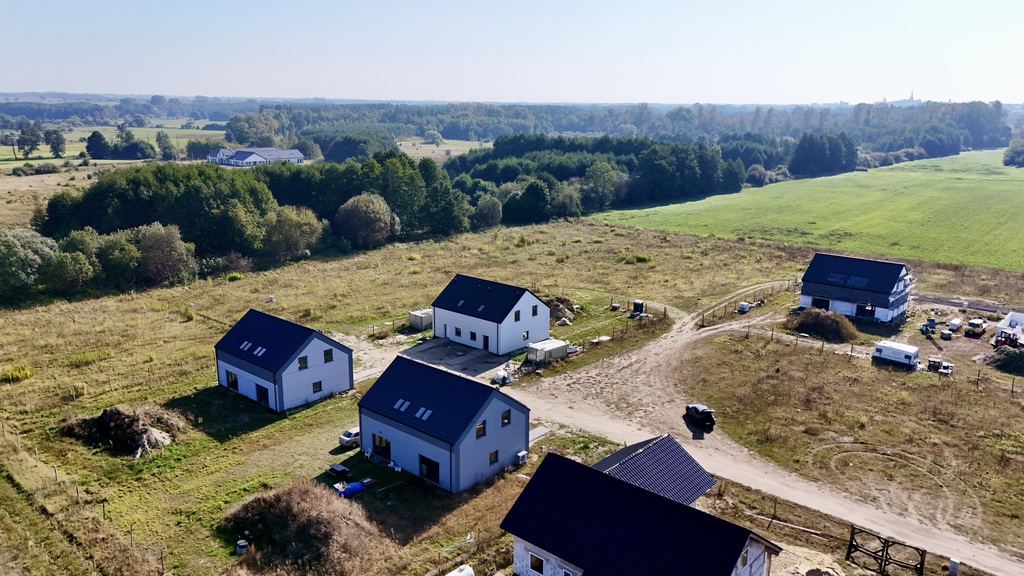 Nowoczesny bliźniak z pompą ciepła 2 km od centum (7)