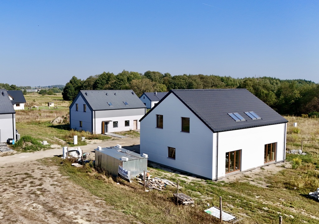 Nowoczesny bliźniak z pompą ciepła 2 km od centum (5)