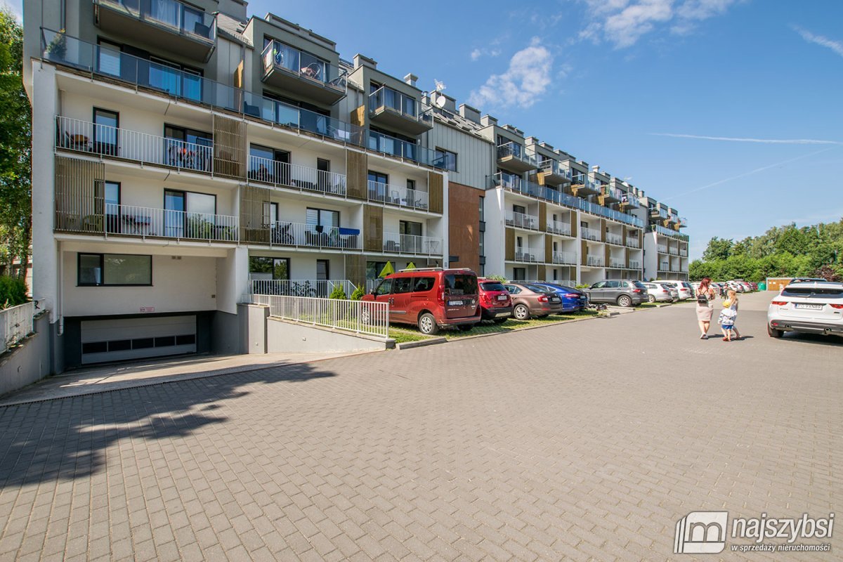 KOŁOBRZEG - ATRAKCYJNY APARTAMENT BLISKO MORZA (29)