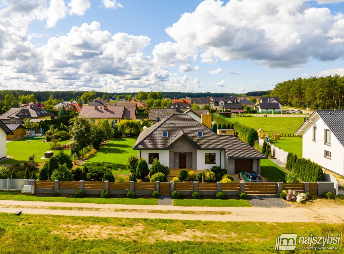 Goleniów- komfortowy dom do wynajęcia 30 km od Szczecin (2)