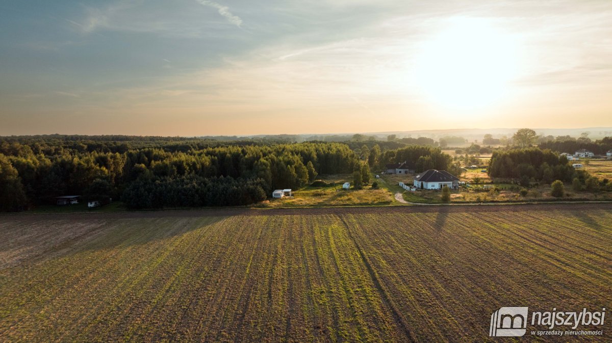 Sierosław- działka 300m od rzeki Dziwny. (11)