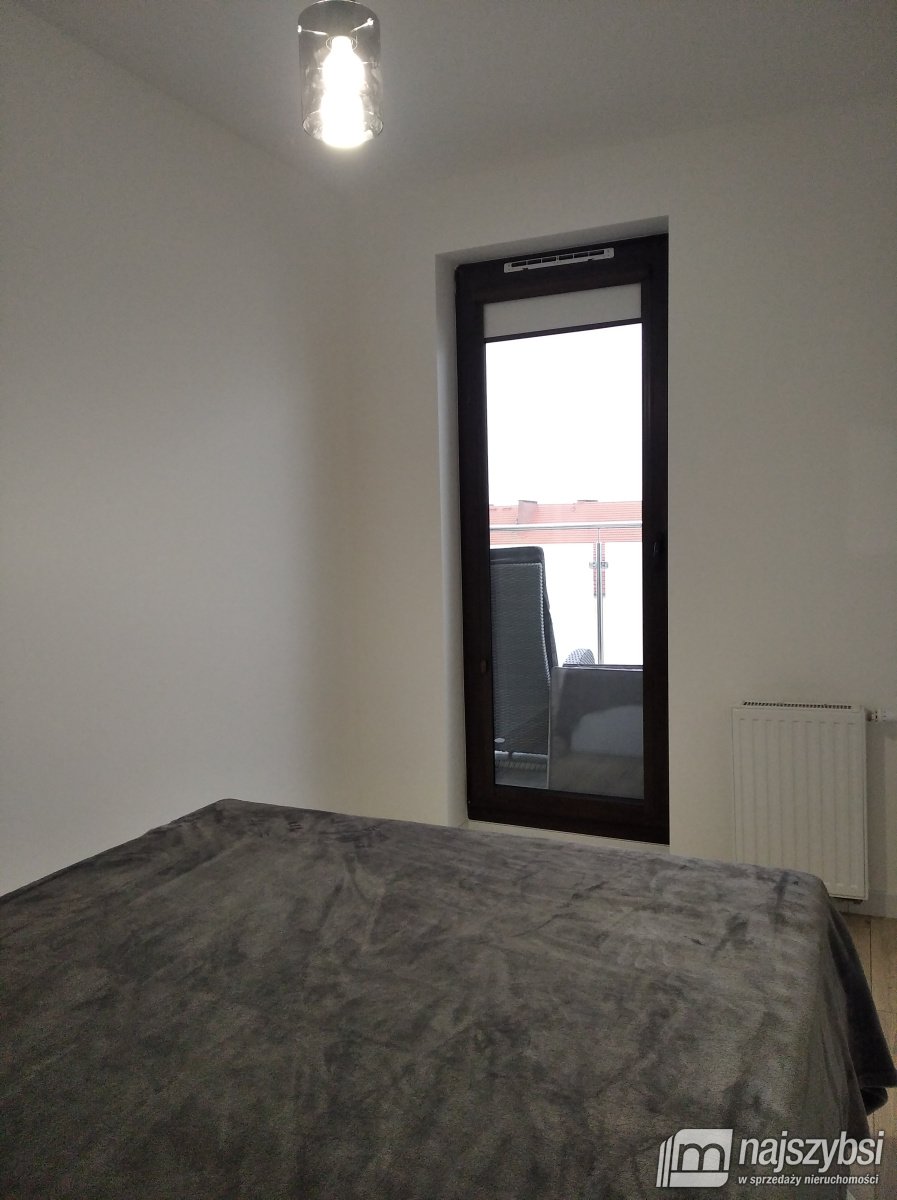 KOŁOBRZEG - nowy i słoneczny apartament niedaleko  (14)