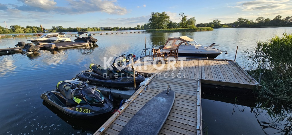 Działka 1000m2 z prywatną plażą i pomostem. (3)