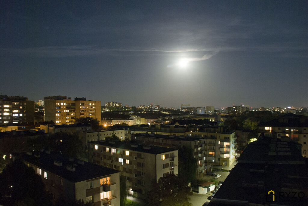 Mieszkanie 3 pokojowe z balkonem. Winda. Piwnica. (17)