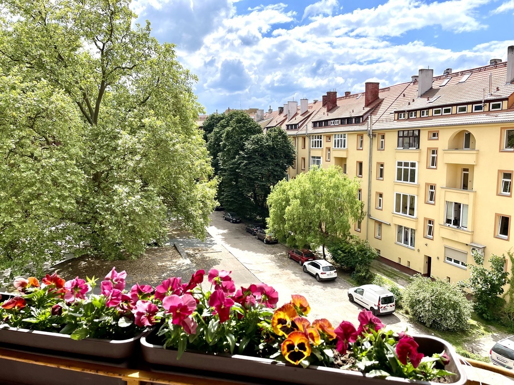 Klimatyczne mieszkanie z miejscem parking. w cenie (1)