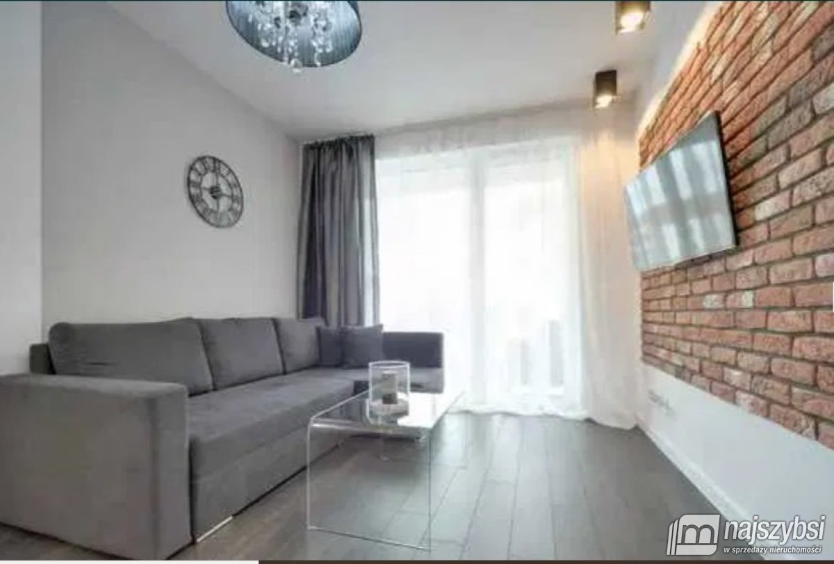 Kołobrzeg-Apartament z miejscem postojowym (3)