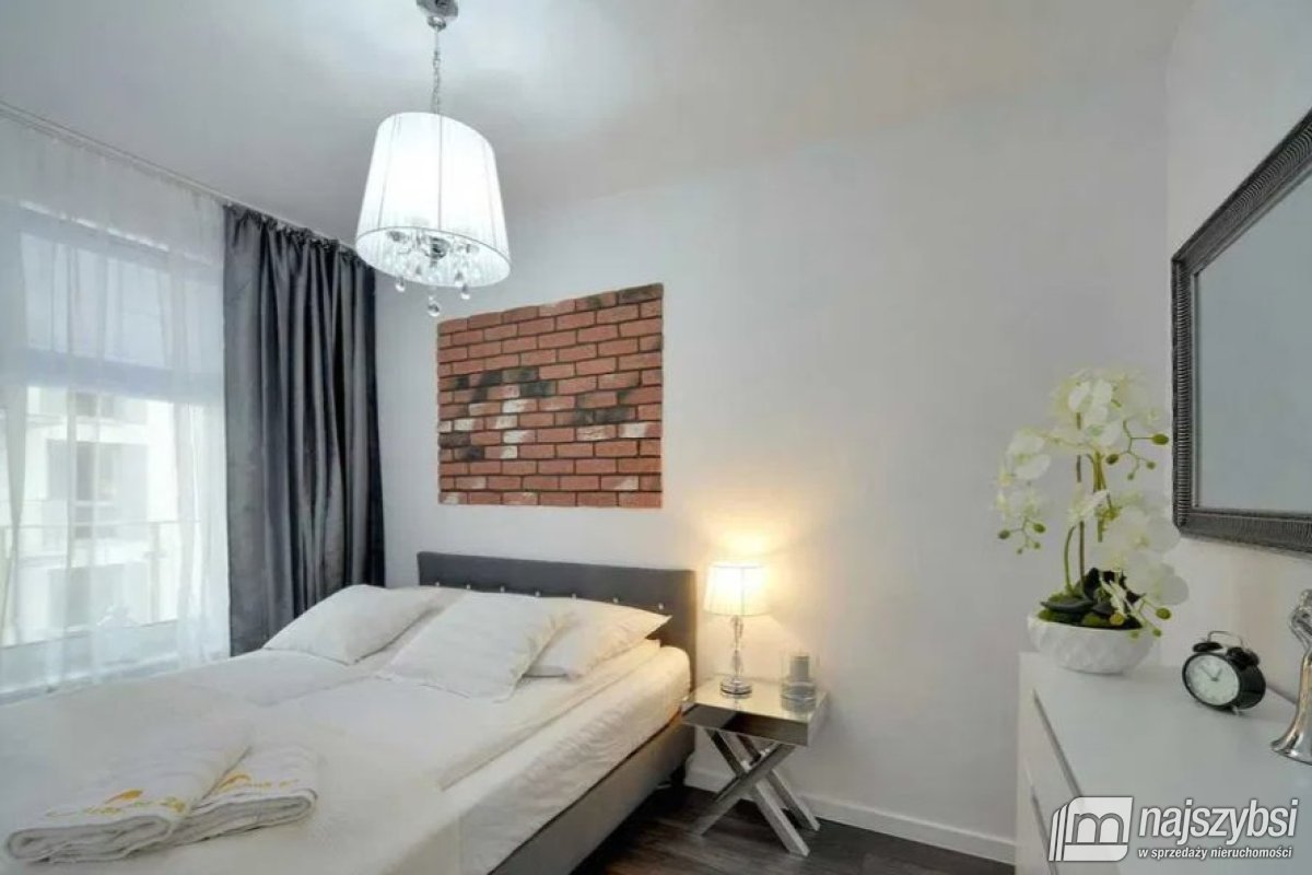 Kołobrzeg-Apartament z miejscem postojowym (6)