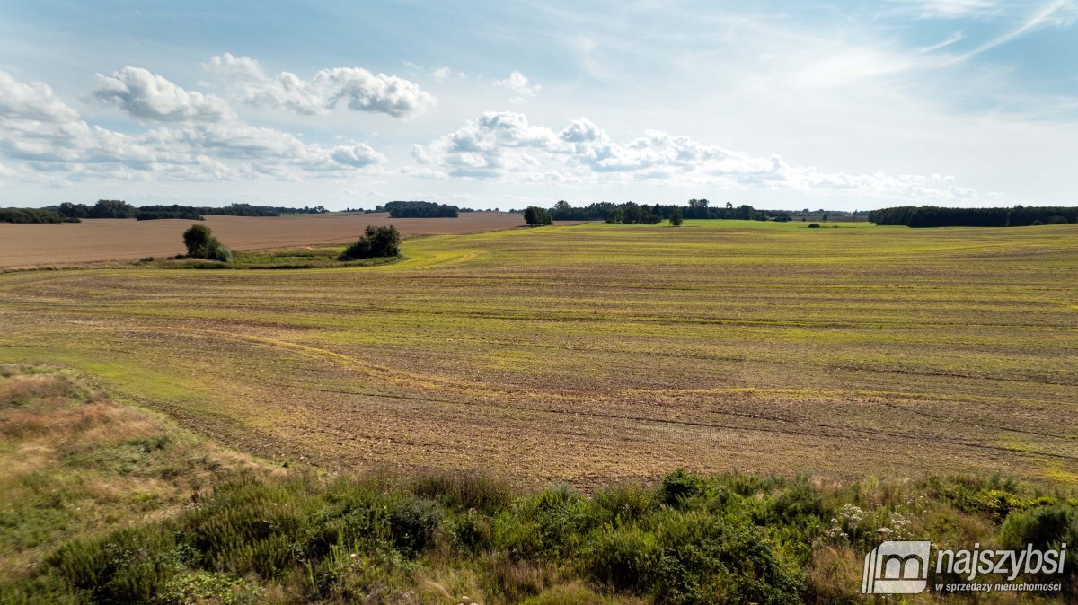 Gościno-Działka Budowlana na sprzedaż (1)