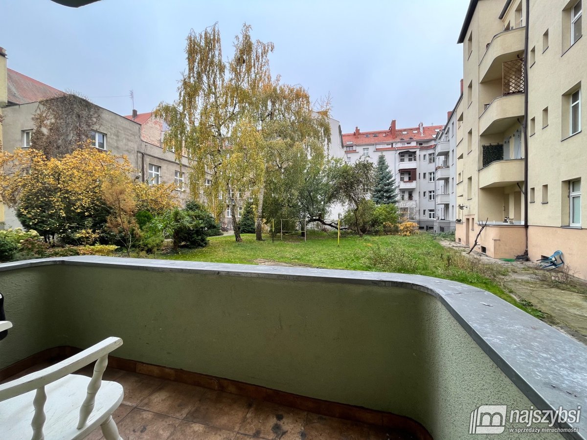 Szczecin - Wały Chrobrego - parter - balkon (11)