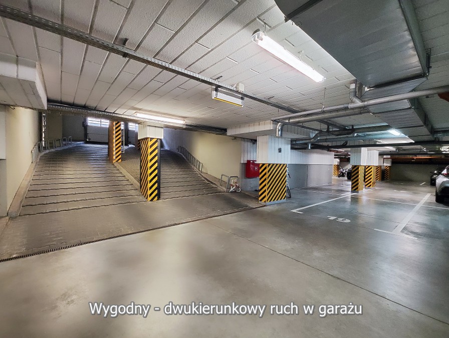 APARTAMENT Z MIEJSCEM PARKINGOWYM W CENTRUM (17)