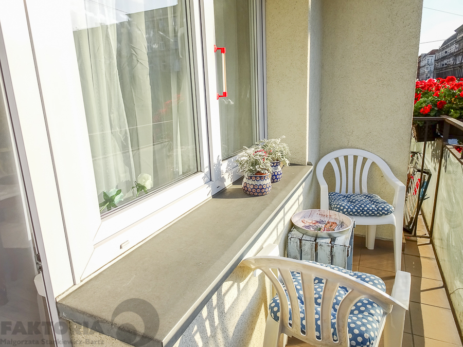 Centrum 2 pokoje, 42,7 m2, balkon, I p. 450000 zł (10)