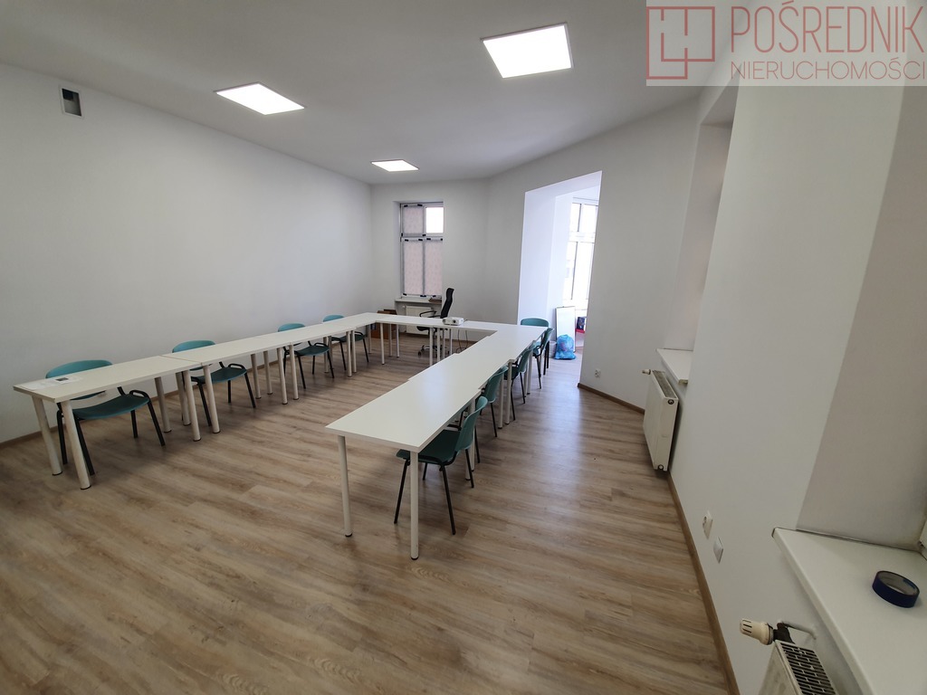 Pomieszczenie biurowe w Centrum 42m2 (2)