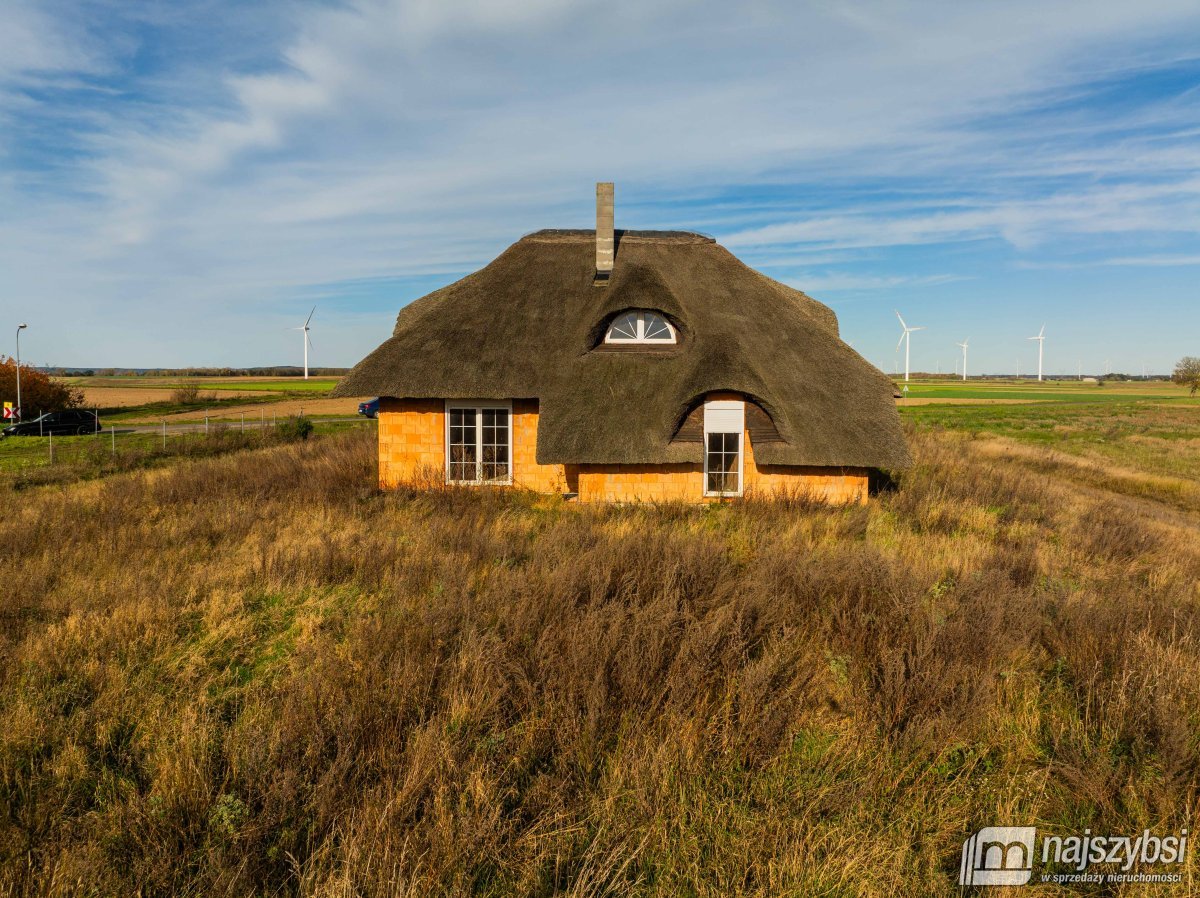 Skoszewo- klimatyczny dom nieopodal zalewu

 (24)