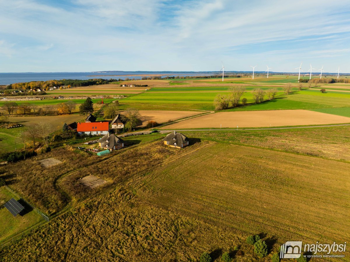 Skoszewo- klimatyczny dom nieopodal zalewu

 (25)