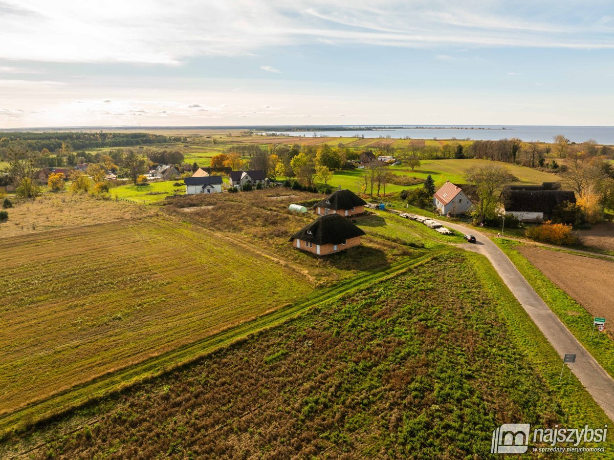 Skoszewo- klimatyczny dom nieopodal zalewu

 (4)