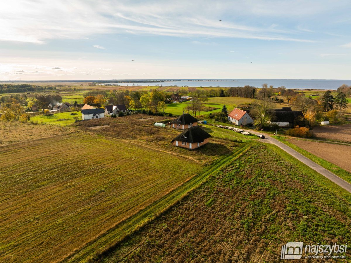 Skoszewo- klimatyczny dom nieopodal zalewu

 (8)