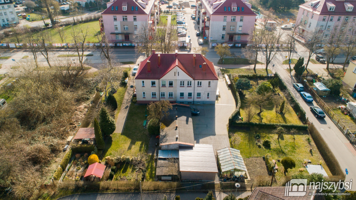 KOŁOBRZEG-4pok. Z GARAŻEM I OGRODEM CENTRUM MIASTA (20)